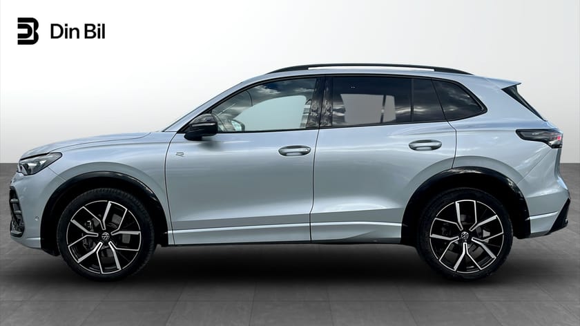 Bild 2 av Volkswagen Tiguan R-Line Black TDI193 DSG 4M Drag/Panorama