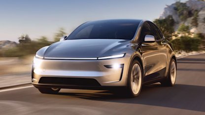 Nya Tesla Model Y går nu att beställa