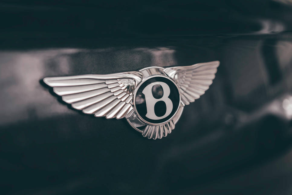 Bentleys första elbil skjuts upp till 2026