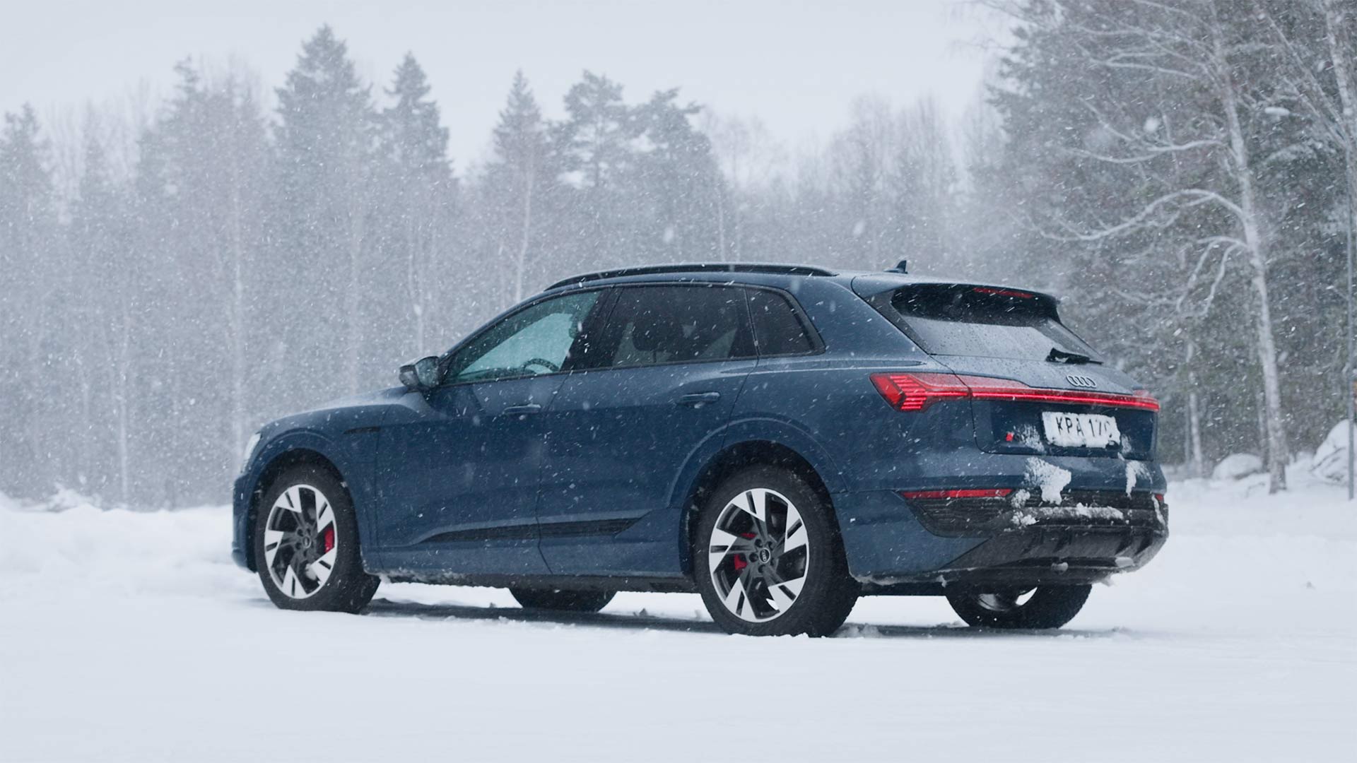 Provkörning av Audi Q8 55 e-tron quattro