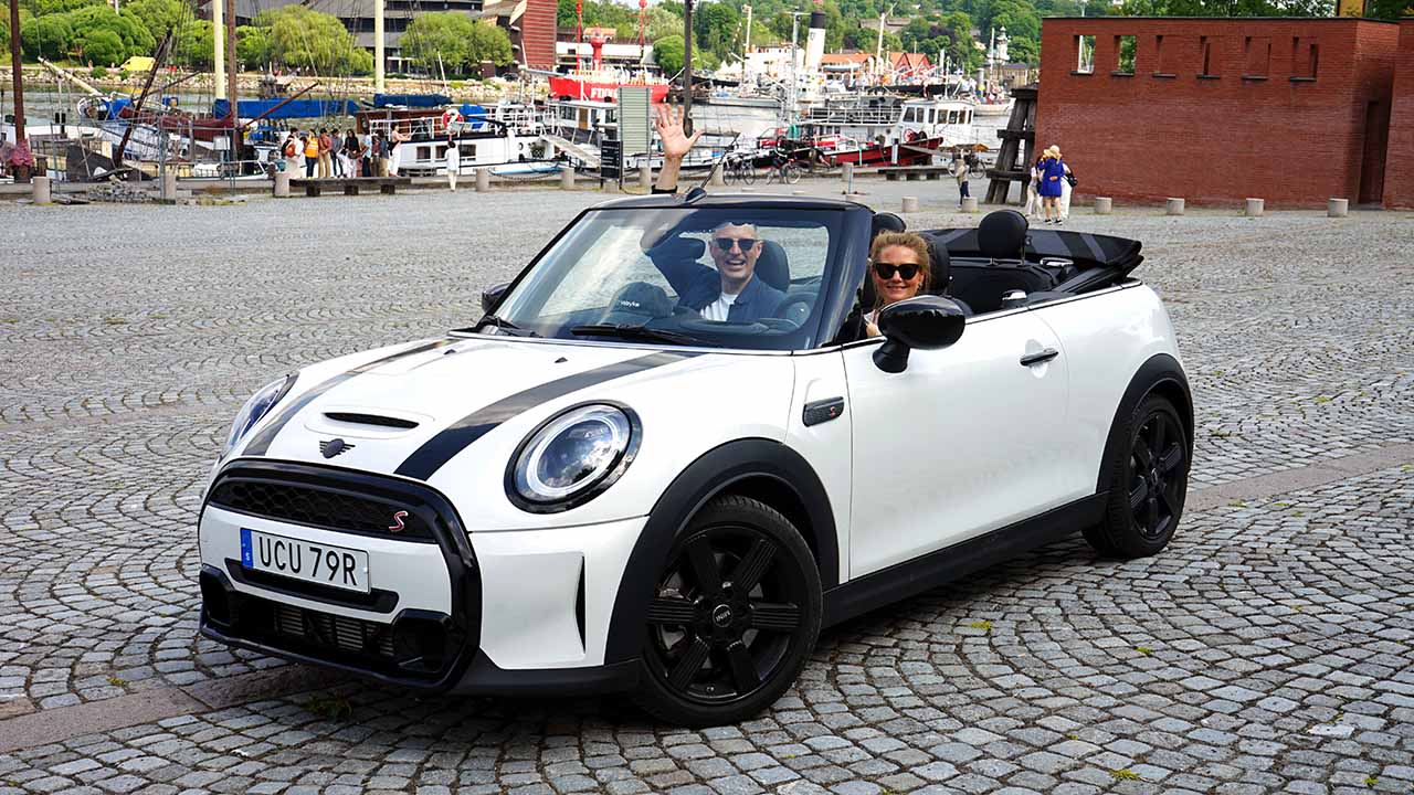 Sommaräventyr med en cabriolet