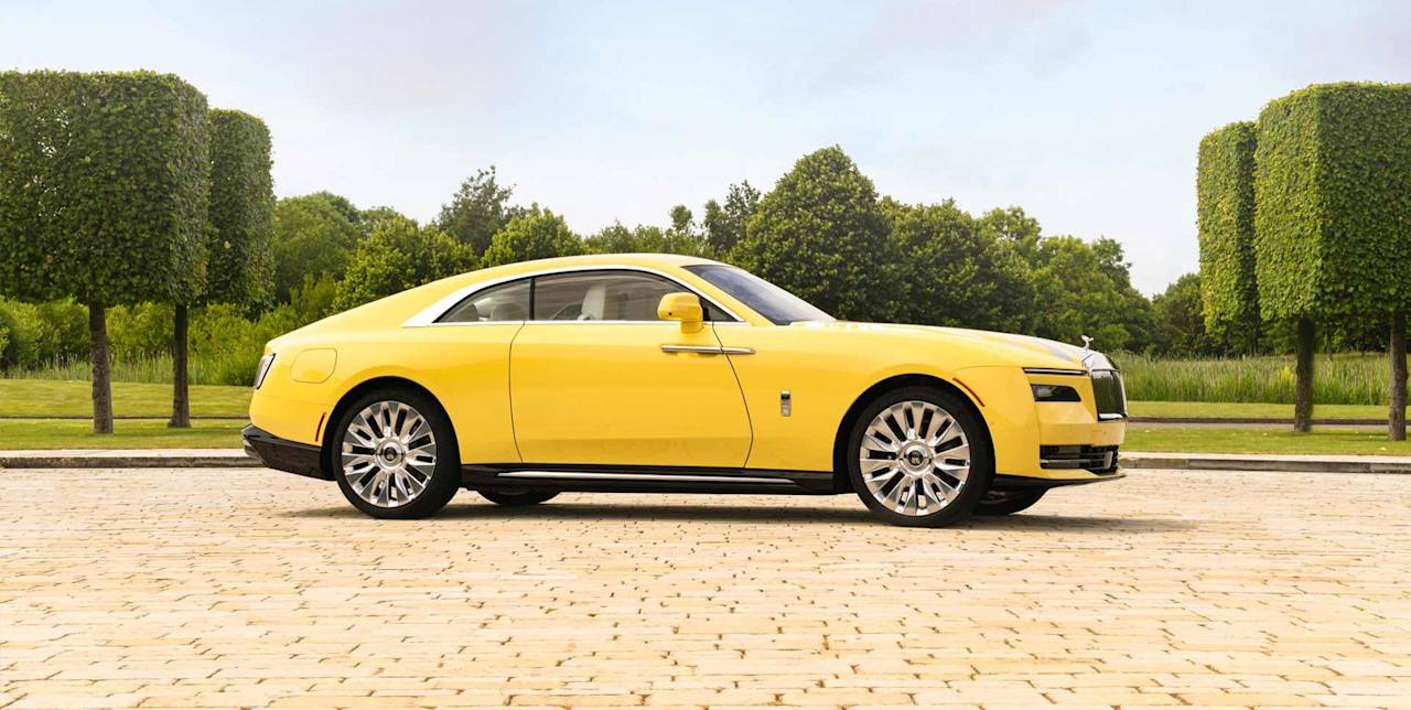 Rolls-Royce släpper två nya elbilar