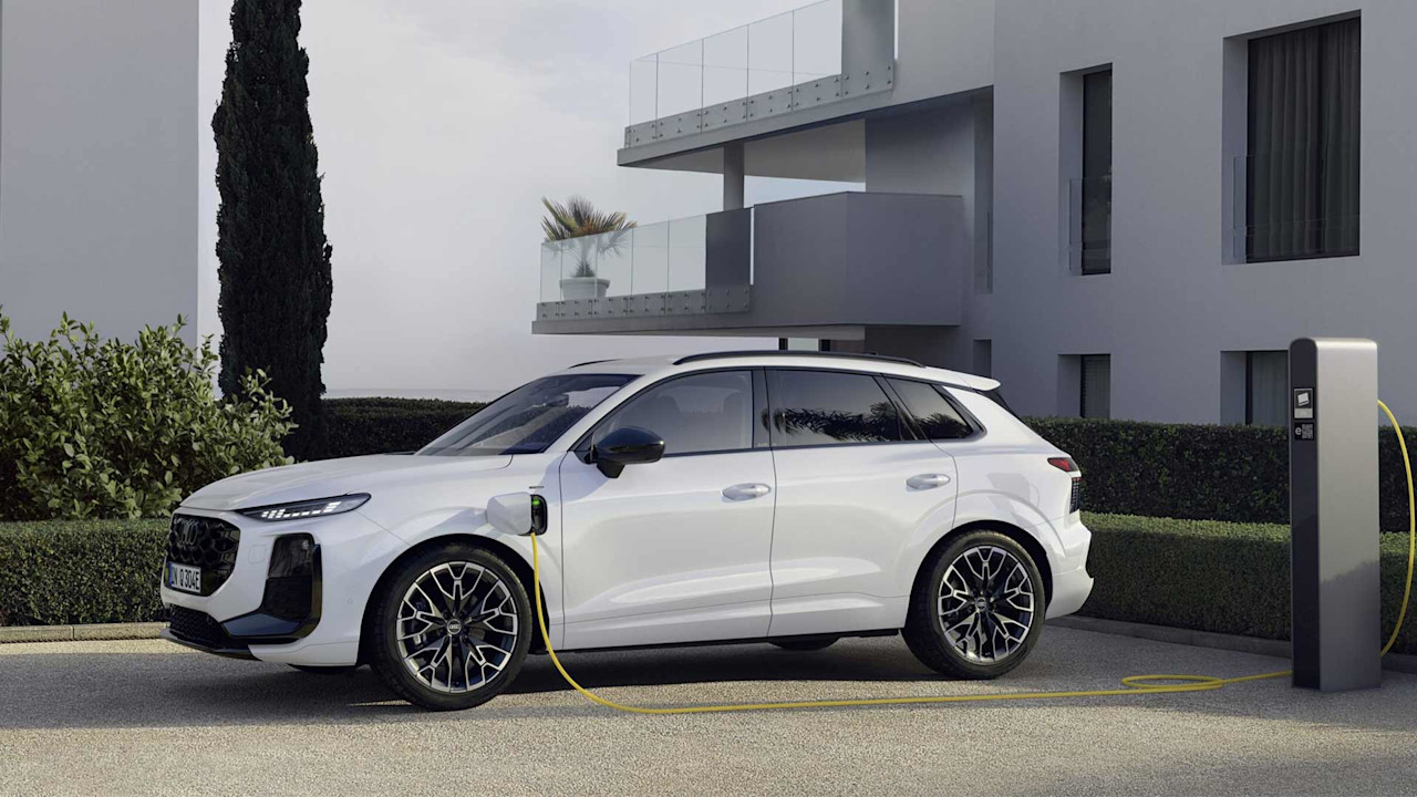 Orderböckerna för nya Audi Q3 e-hybrid har öppnat