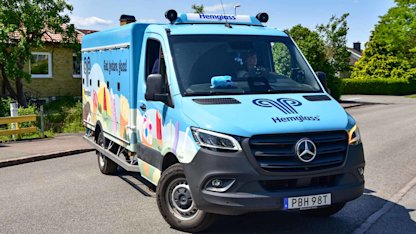 Hemglassbilarna ställer om från diesel till el