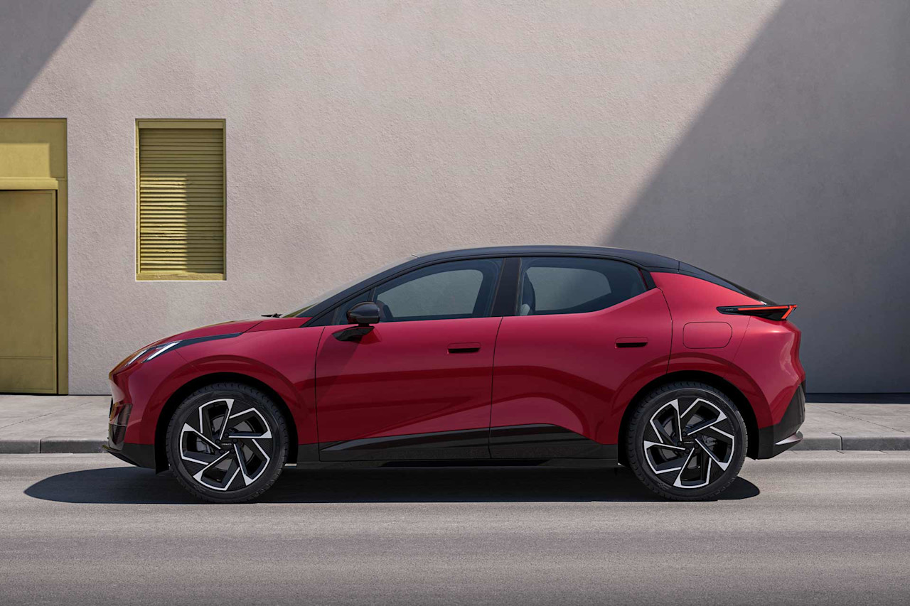 Lynk & Co kommer snart att säljas hos utvalda Volvohandlare