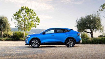 Säljstart för nya Renault Rafale E-Tech plug-in hybrid