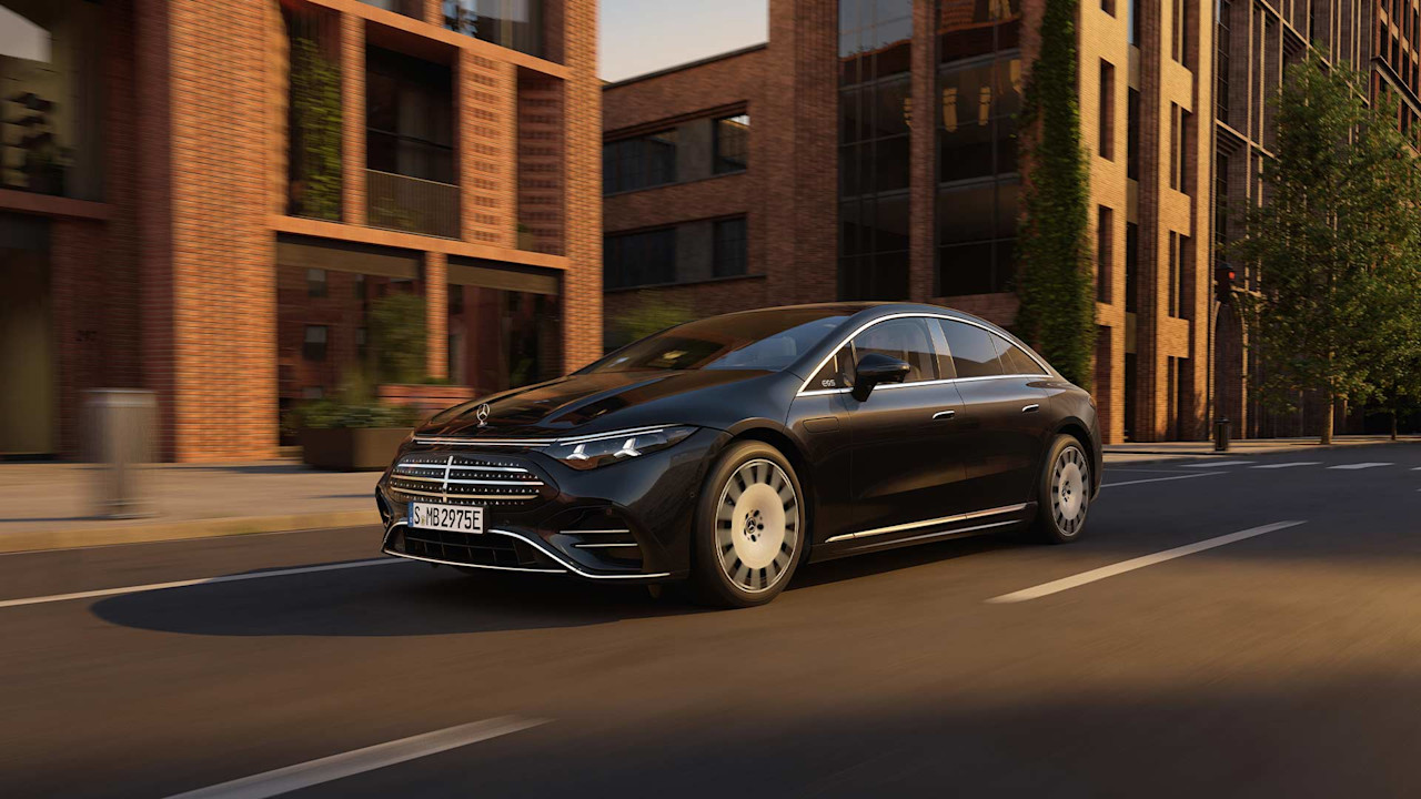 Nya Mercedes-Benz EQS – 800-voltsarkitektur och 926 kilometer räckvidd