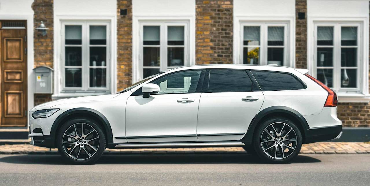 Volvo pudlar – V60 och V90 ska åter säljas i Storbritannien