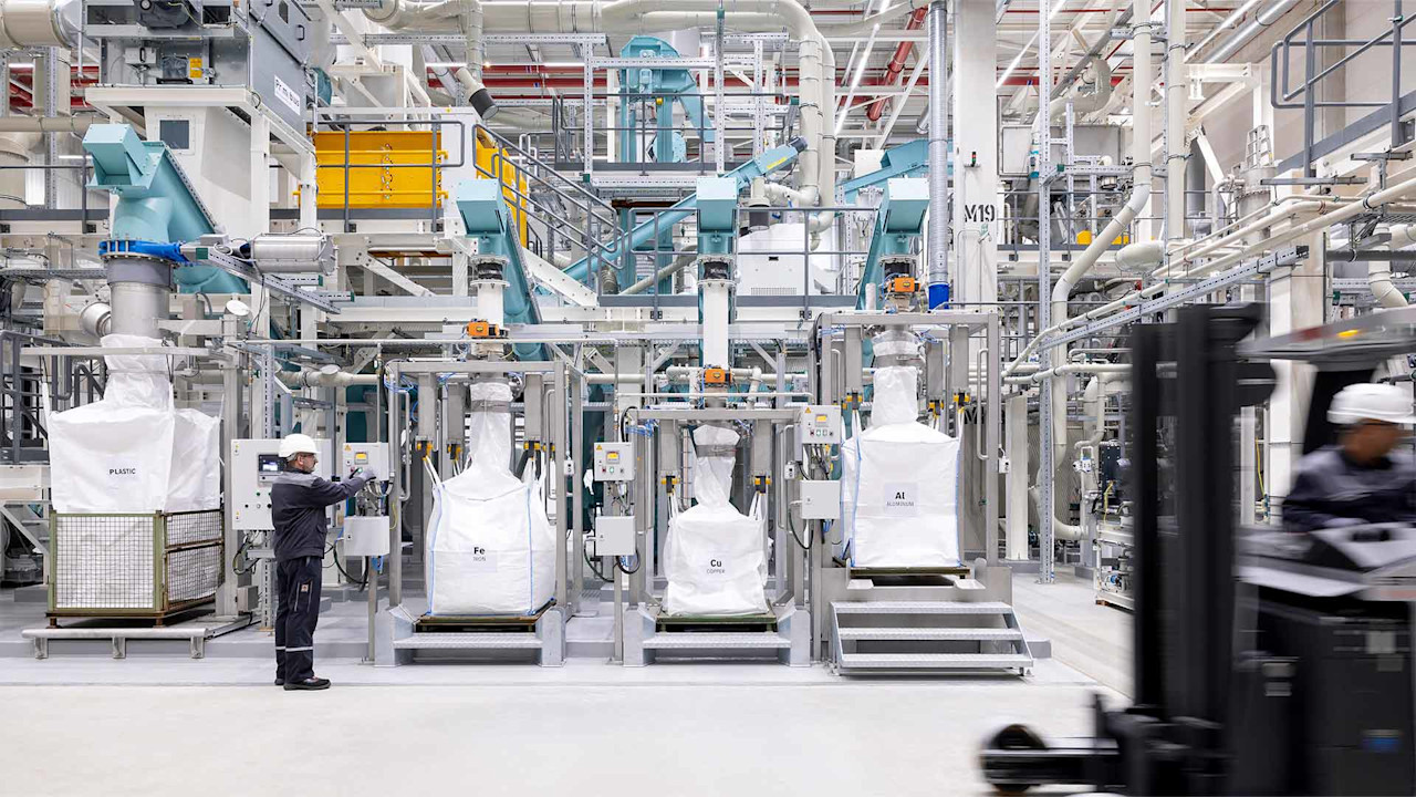 Mercedes återvinner egna batterier – 96 procent återvinning av material