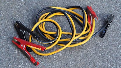 Startkablar – så får du igång bilen utan dyra misstag