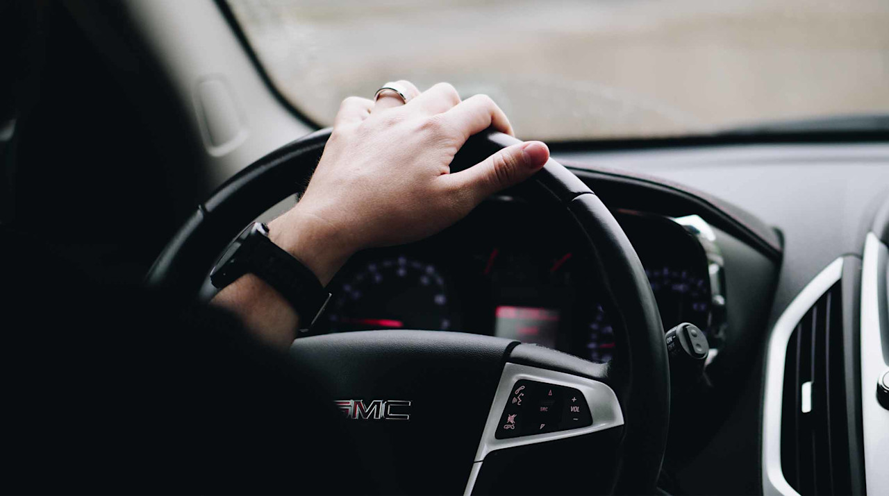 Detta betyder varningslampan i din bil