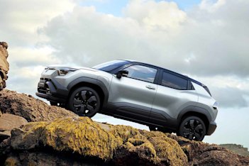 Här är Suzukis första elbil eVITARA