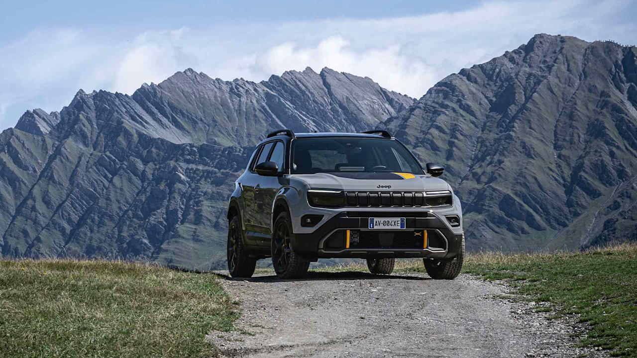 Nu startar försäljningen av nya Jeep Avenger 4xe 