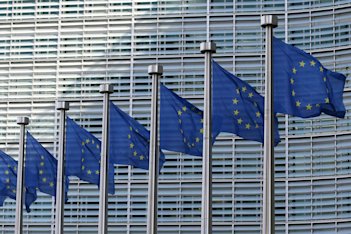 Bilindustrin i kris – EU-kommissionen kallar till krismöte