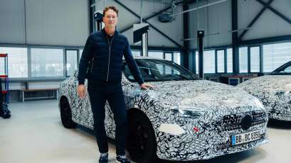 Här är en prototyp av nya Mercedes-Benz CLA