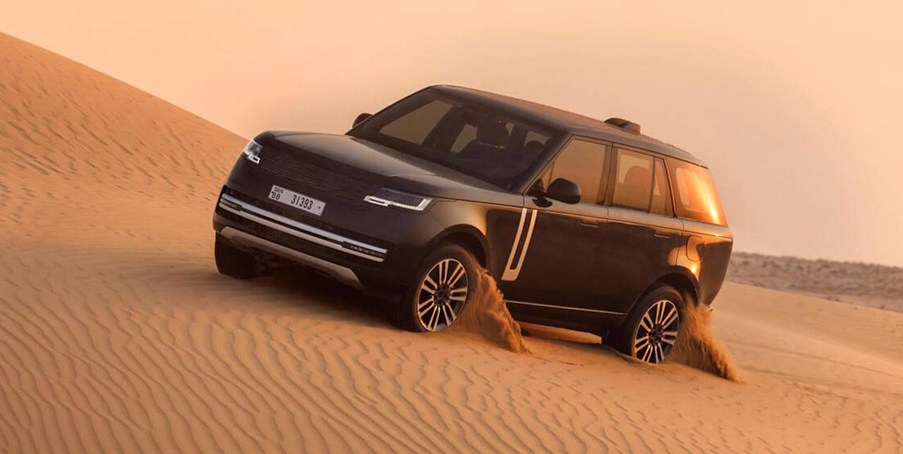 Range Rover Electric genomgår tester i extrem ökenhetta