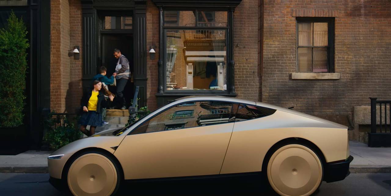 Elon Musk sågar bensinbilar - "Självkörande elbilar är framtiden"