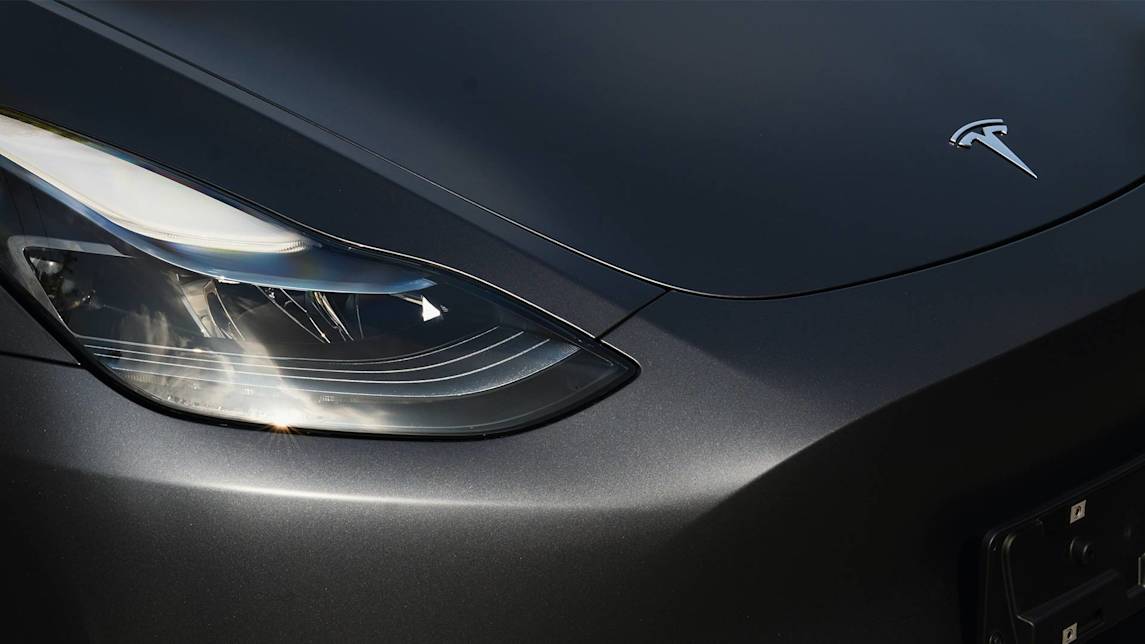Tesla tar över Spanien med rekordlåga priser 