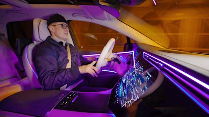 Provkörning av Mercedes EQS SUV