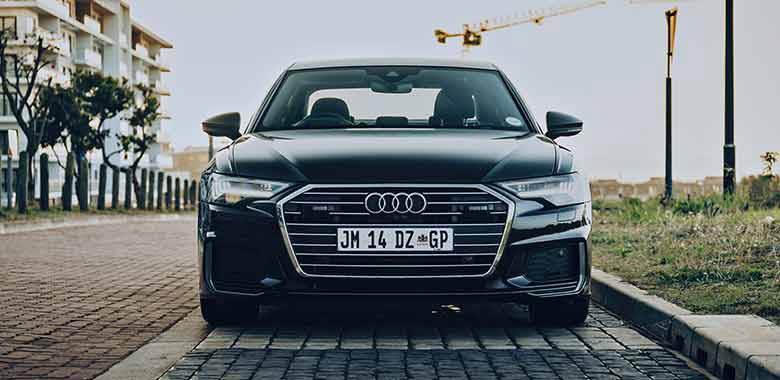svart-audi-a6