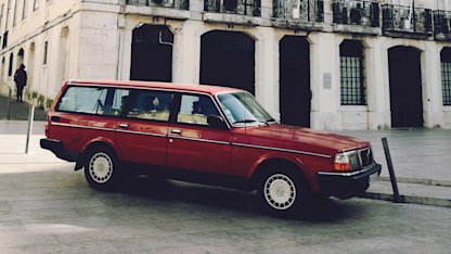 Tydlig trend - Bilarna i Sverige blir äldre