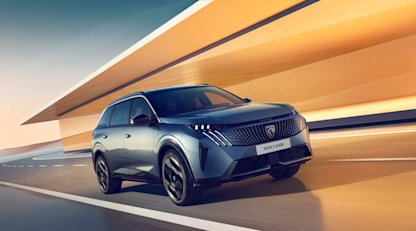 Nya familjebilen Peugeot e-5008 har lanserats i Sverige