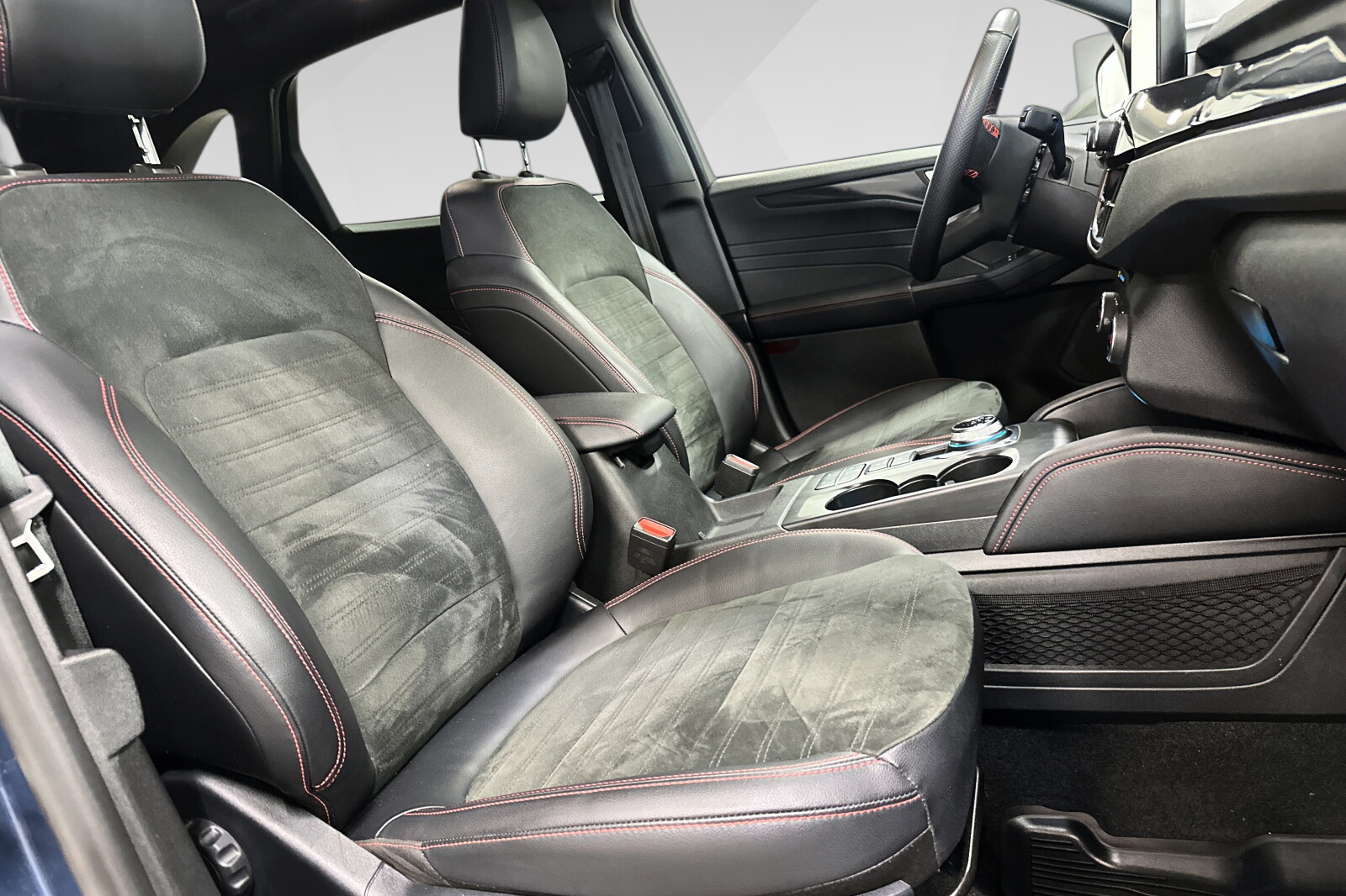 Ford Kuga Plug-In Hybrid bilde 11