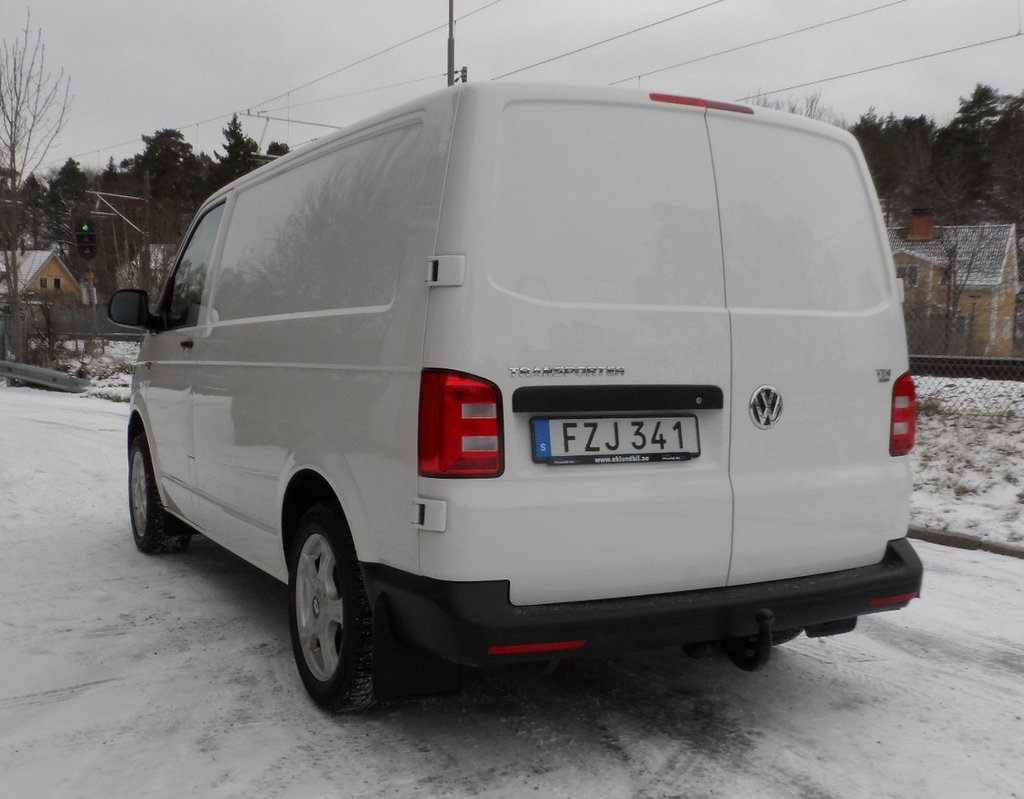 Volkswagen Transporter 2.0 TDI 2017, bild 3/17