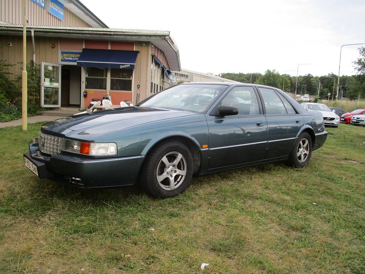 For sale Cadillac Seville STS 4.9 V8 Automatic, 203hp