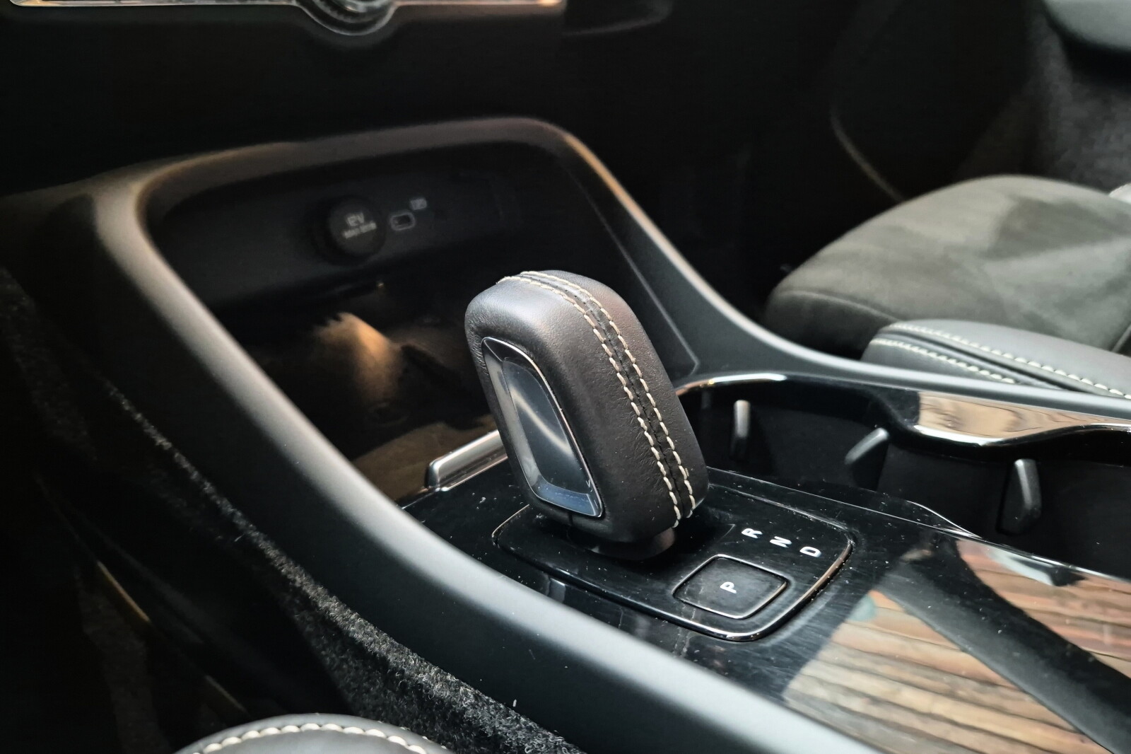 Volvo XC40 P8 AWD Recharge bilde 15