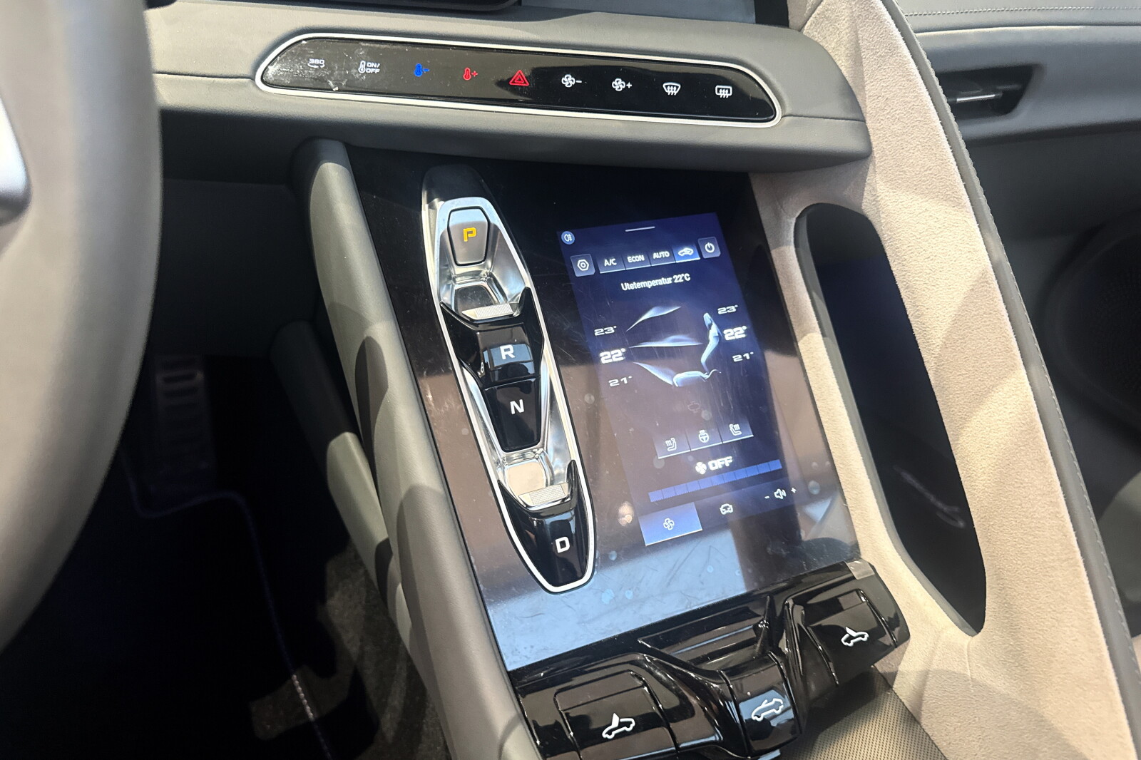 MG Cyberster 77 kWh bilde 14