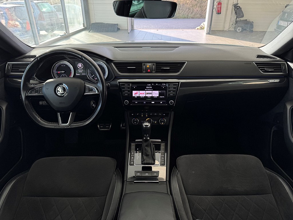 Škoda Superb Kombi 2.0 TDI 4x4 SCR DSG Sekventiell, 190hk, 2017