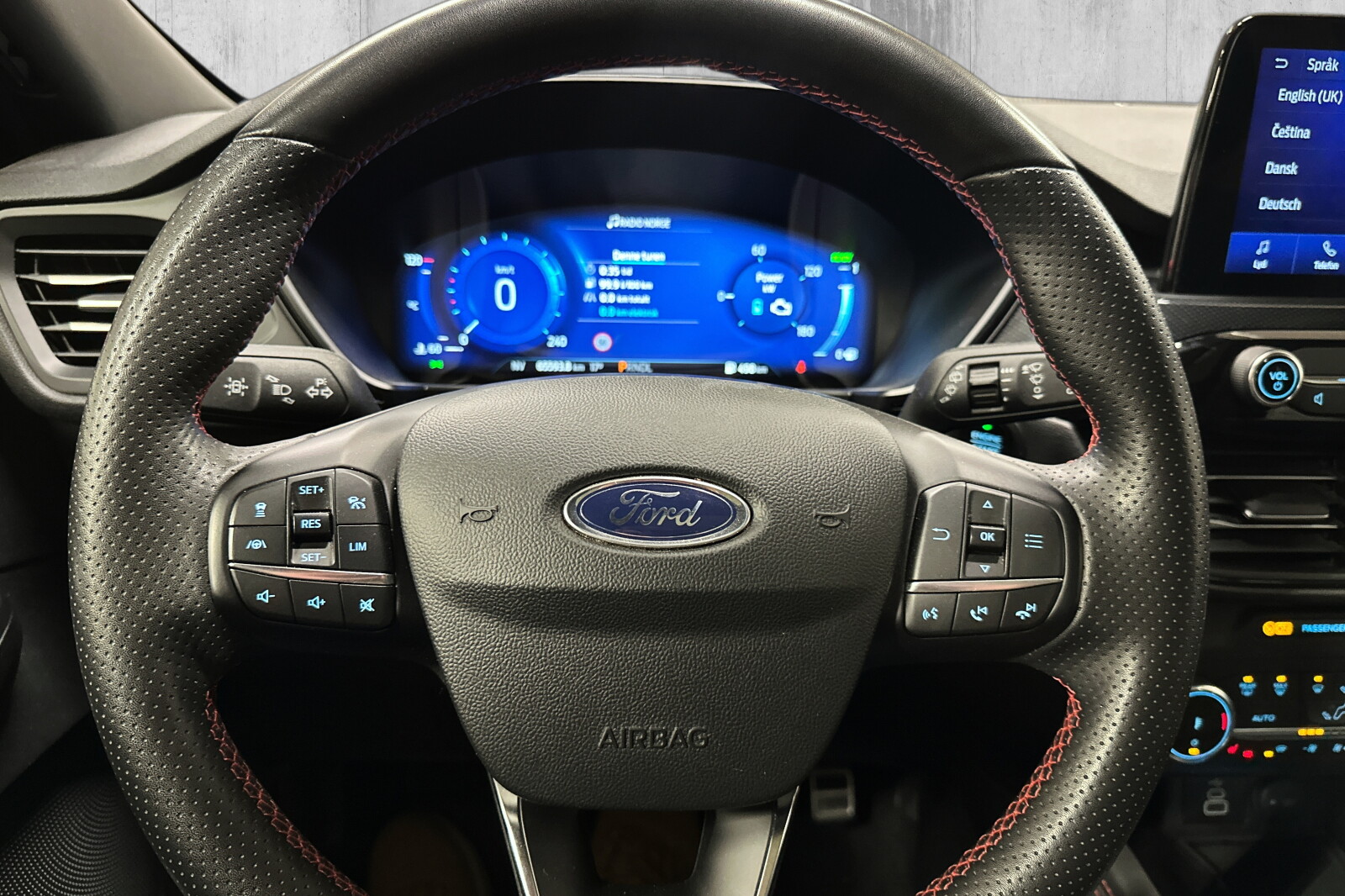 Ford Kuga Hybrid AWD bilde 18