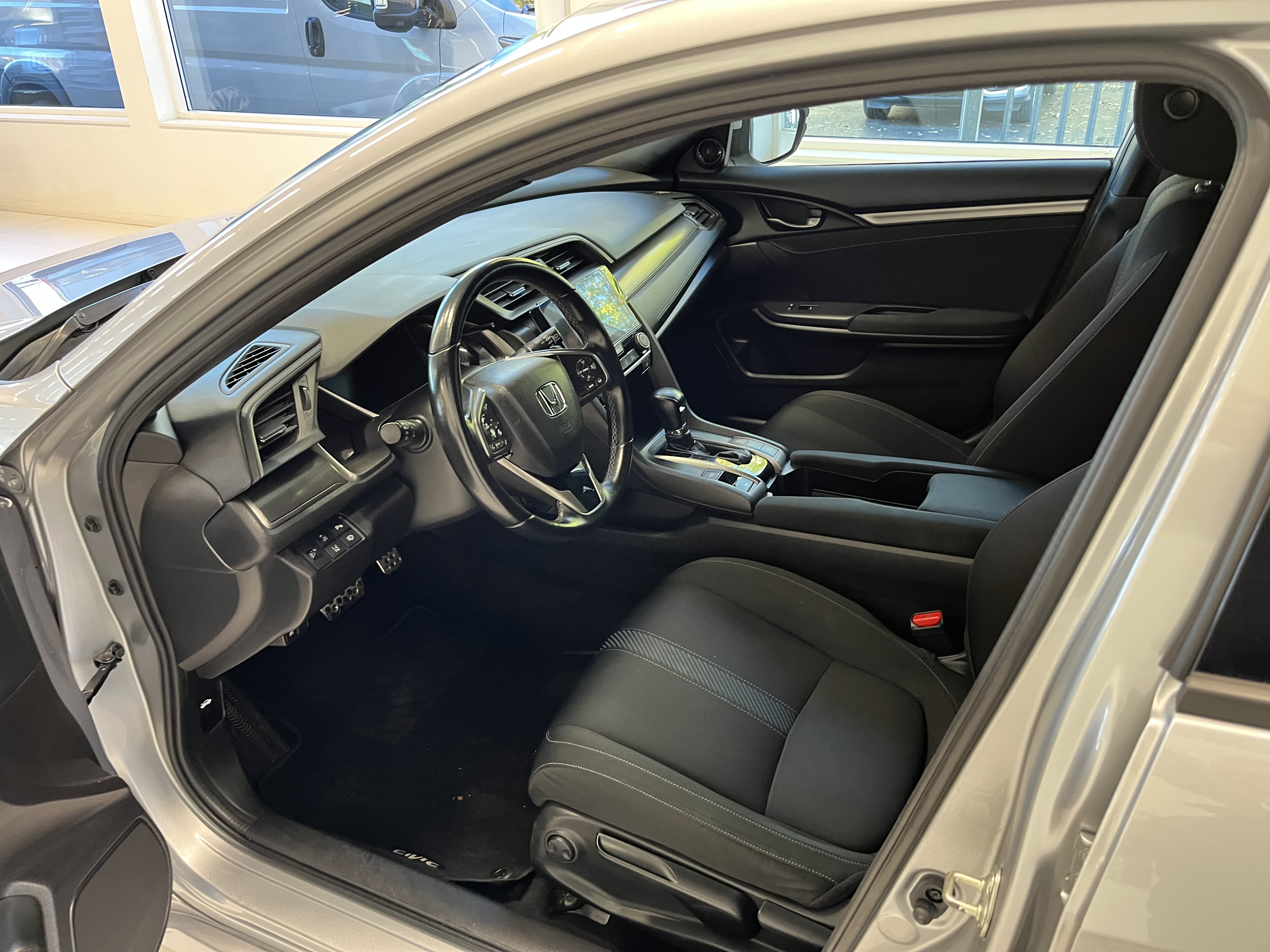 Honda Civic 5-door 1.0 CVT, 126hp, 2019