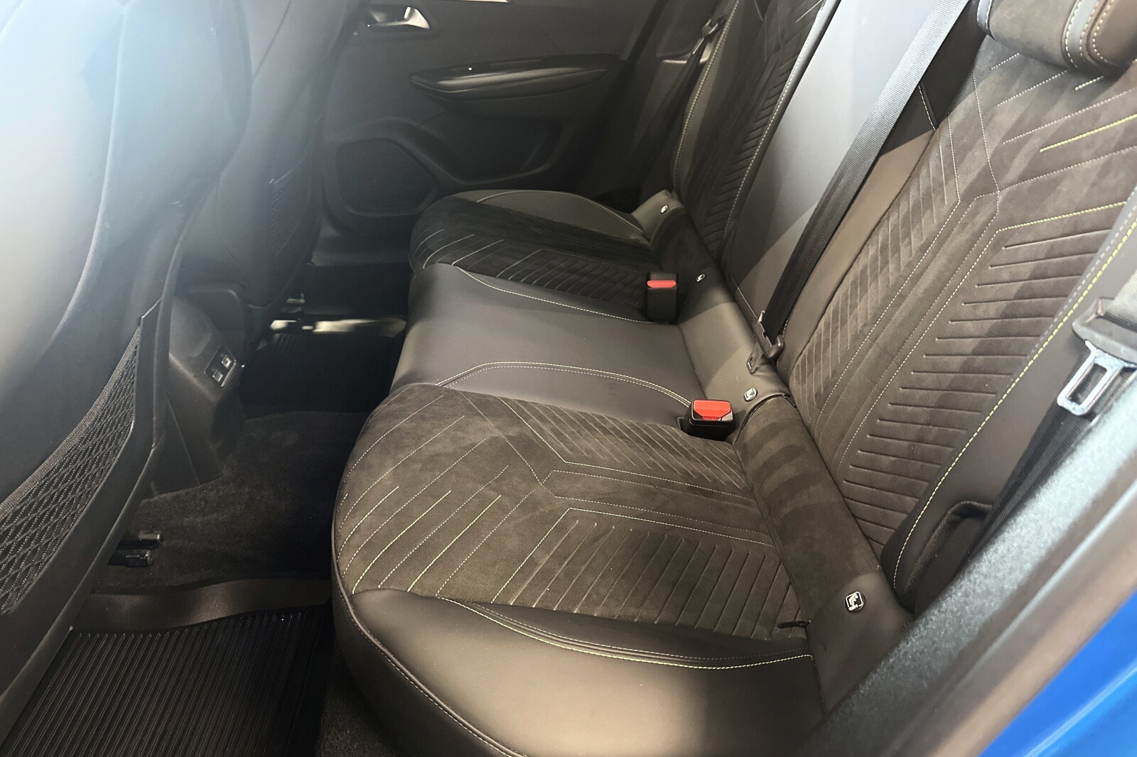 Peugeot e-2008 bilde 17