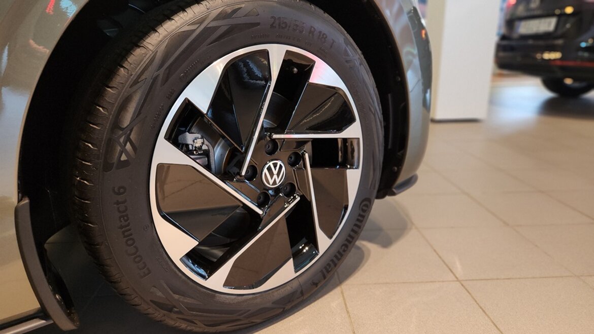 Volkswagen ID.3 Pro PerformancePRO 58 KWH 204HK Kampanj Vinterdäck på köpet