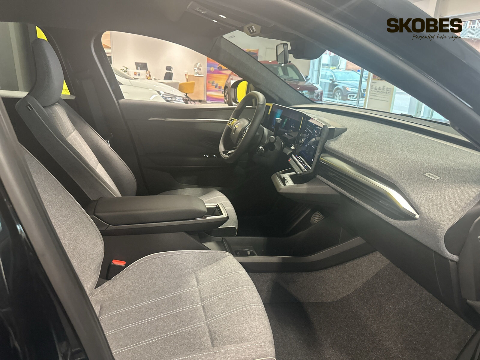 Renault Scenic E-Tech 60 kWh, 170hk, 2025