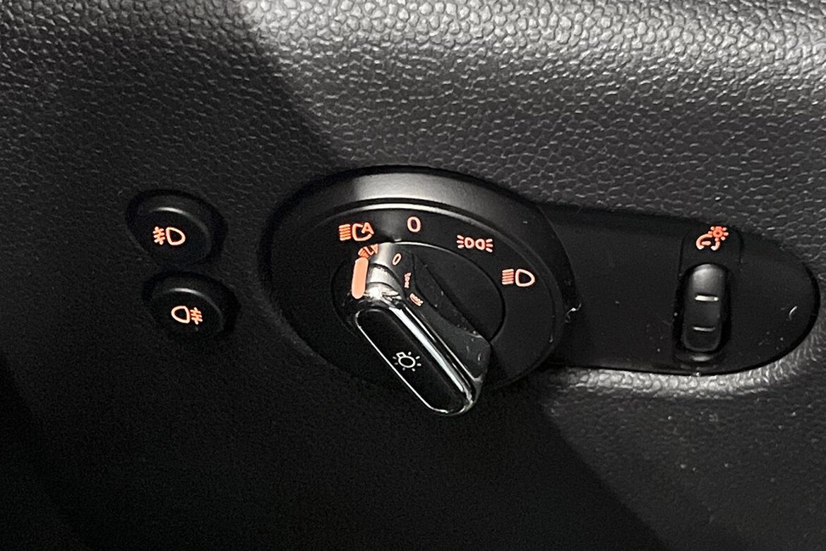 CDD714 MINI Cooper S Chili JCWratt Keyless PDC 192hk Wayke