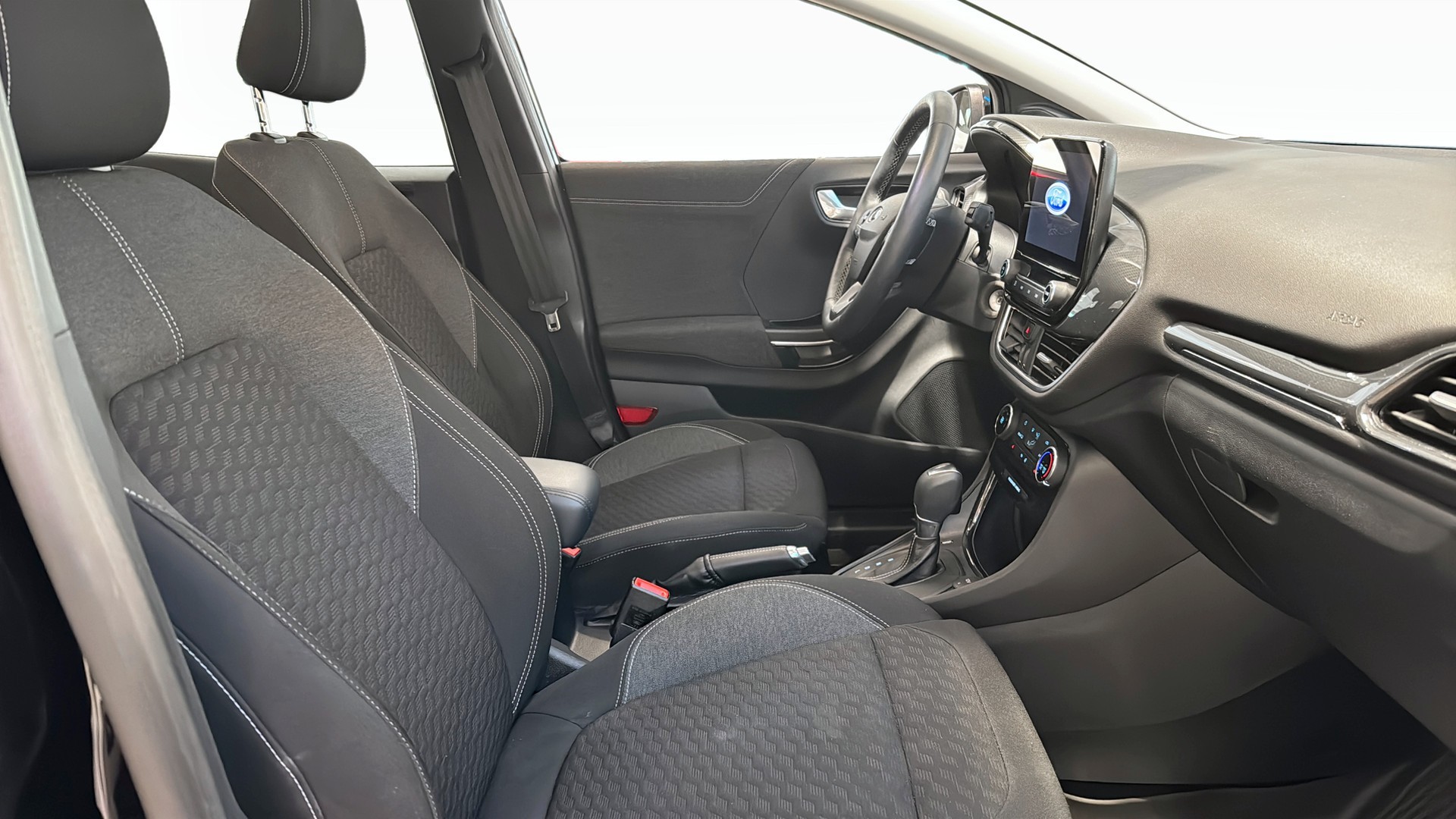 Ford Puma 1.0 EcoBoost Hybrid 2024, bild 3/12