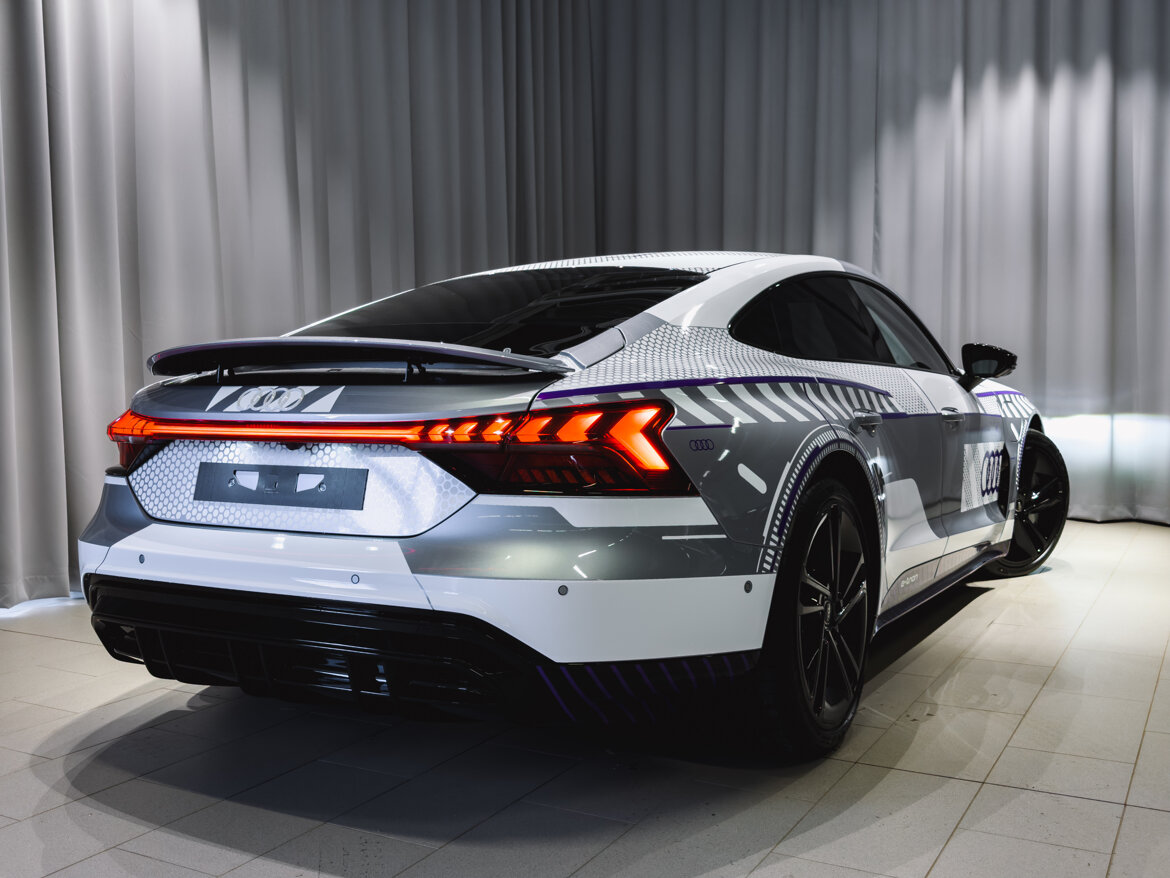 JEP02X | Audi RS e-tron GT | Ice Race Edition | Wayke