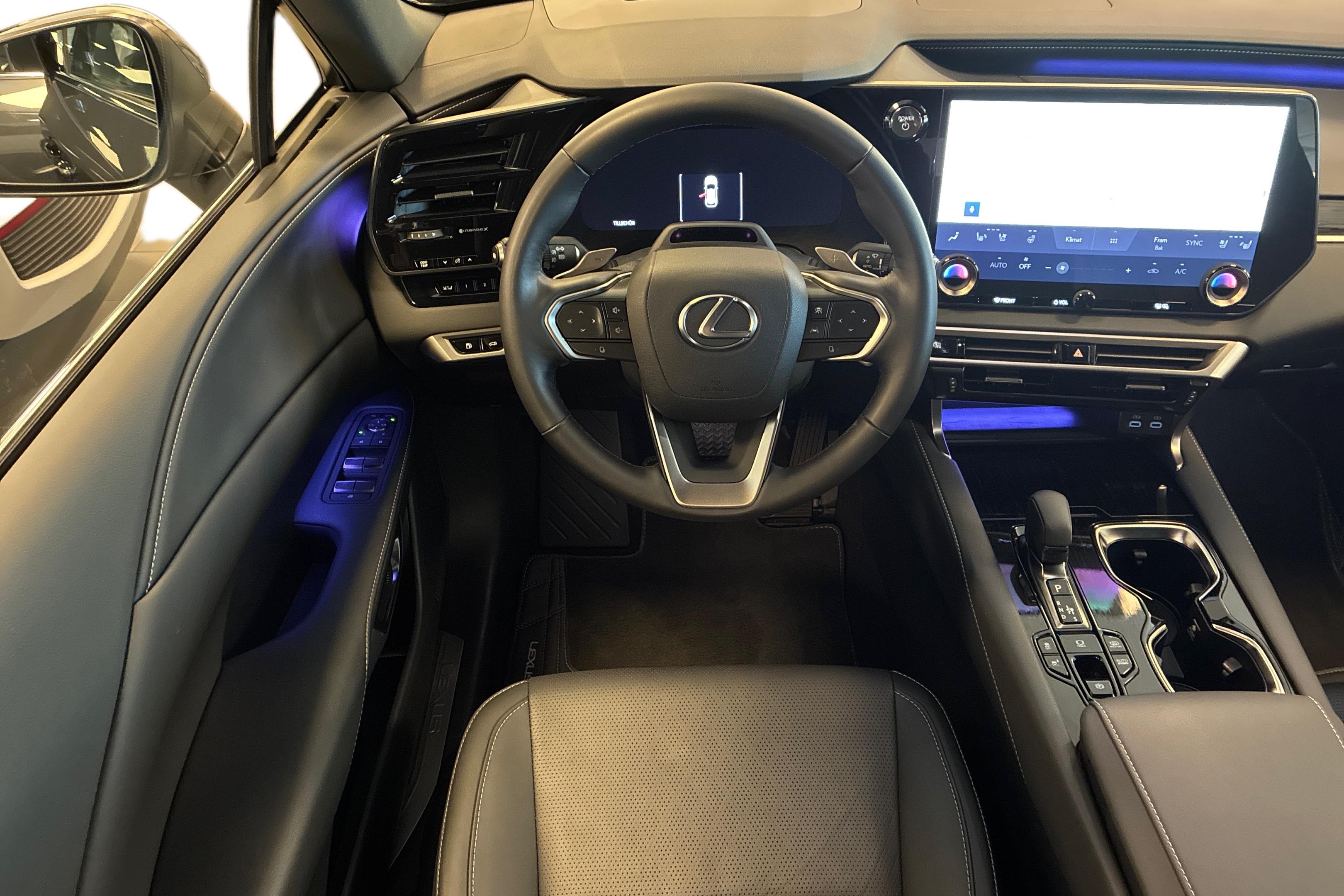 Lexus RX 450h+ E-CVT, 309hp, 2025