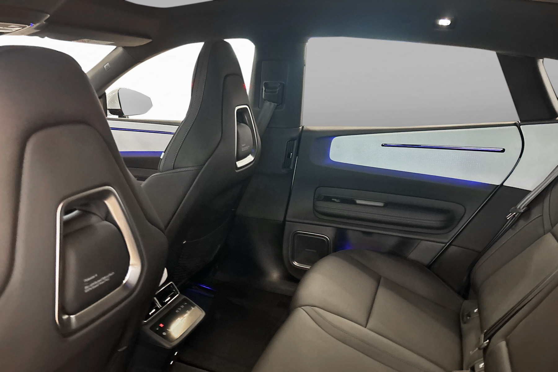 Polestar 4 Long Range Dual Motor, 544hk, 2025