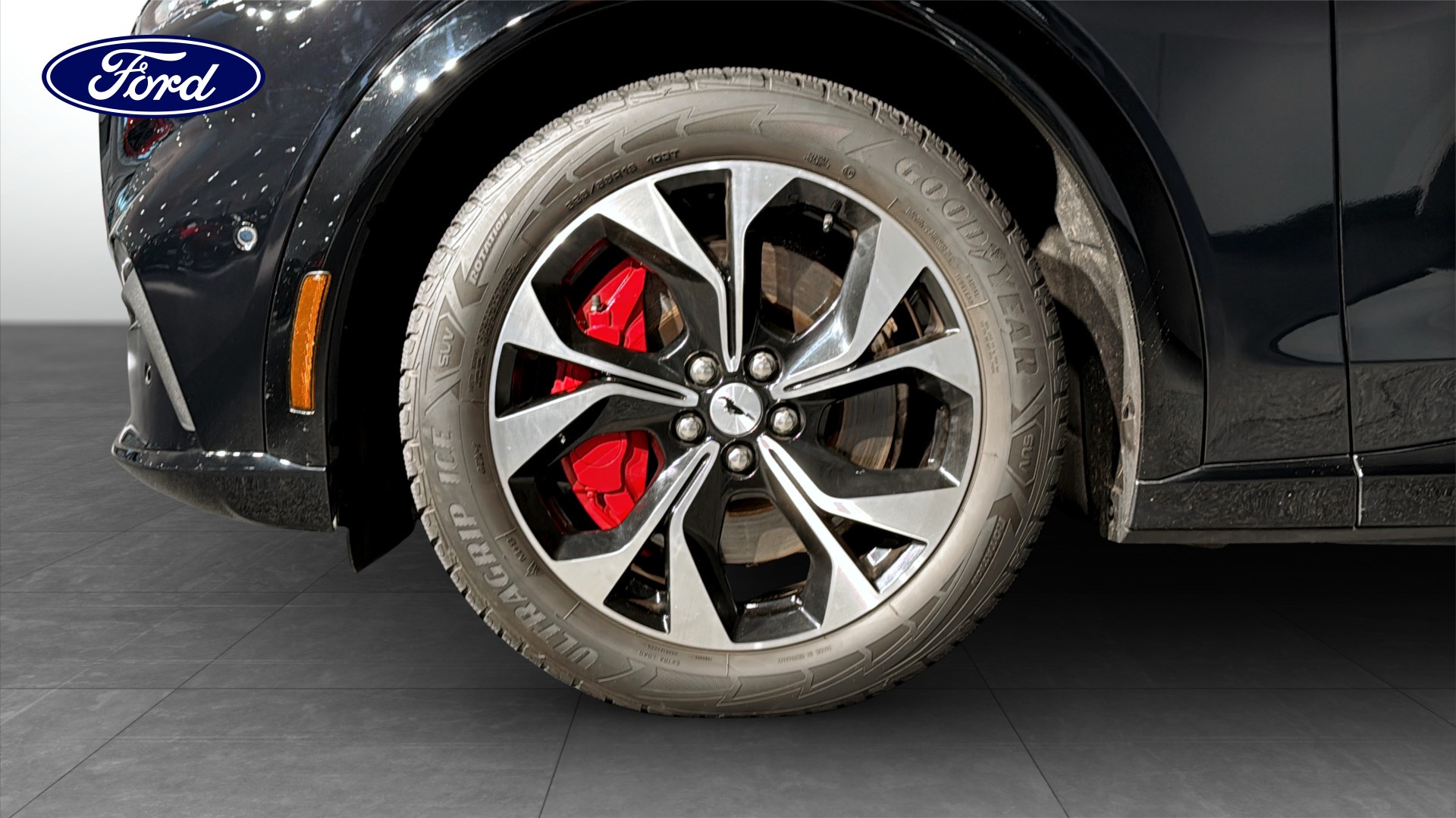 Ford Mustang Mach-E Standard Range AWD, 269hp, 2021