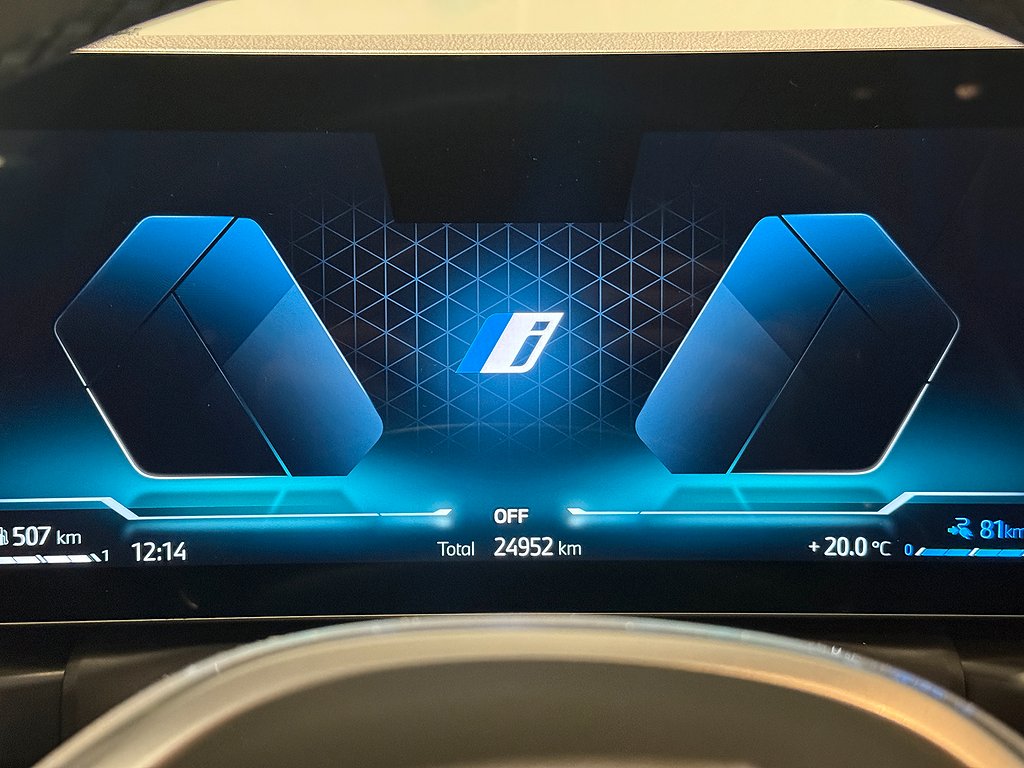 BMW 330e Touring Steptronic, 292hp, 2025