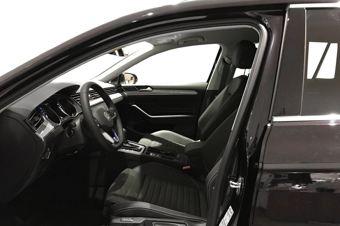 Volkswagen Passat Sportscombi GTE218 hk DSG Omgående leverans