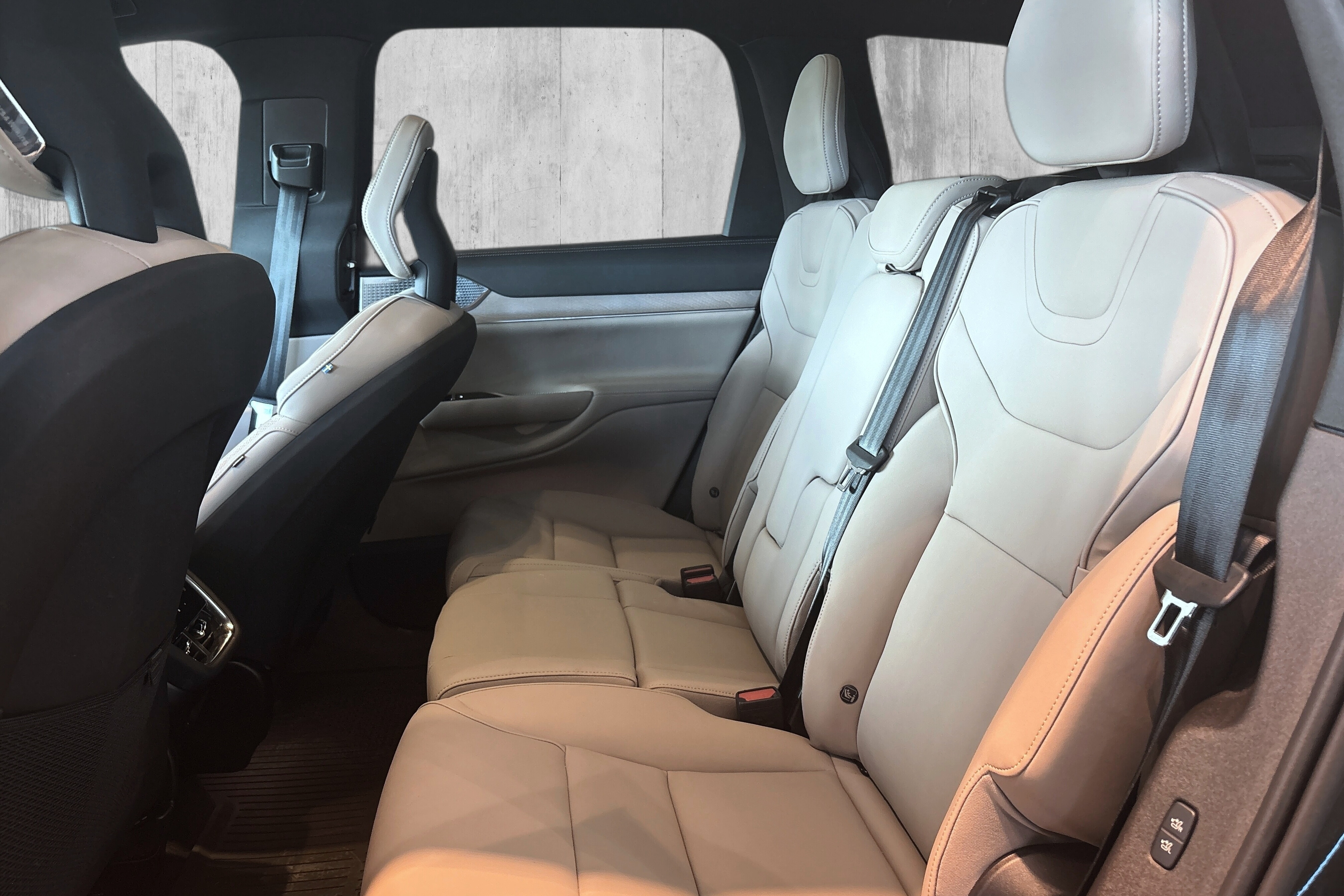 Volvo EX90 Twin Motor Performance 7-seater bilde 19