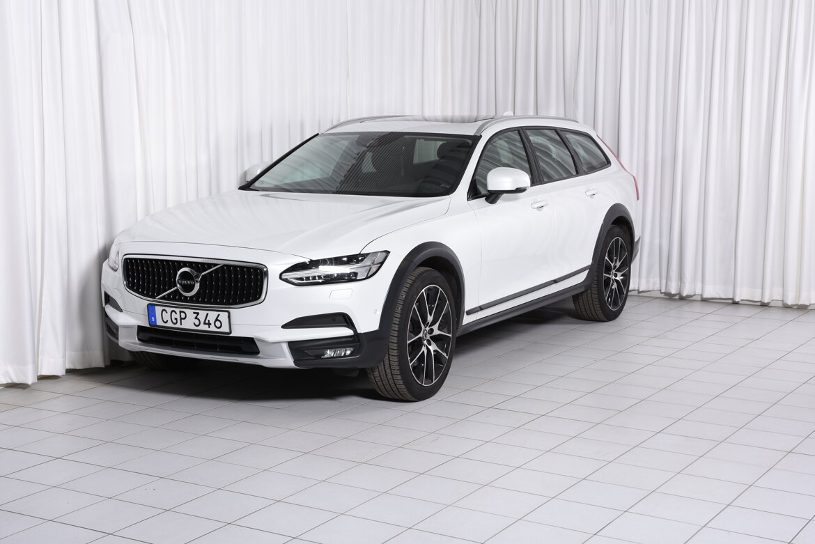 CGP346 – Volvo V90 Cross Country
