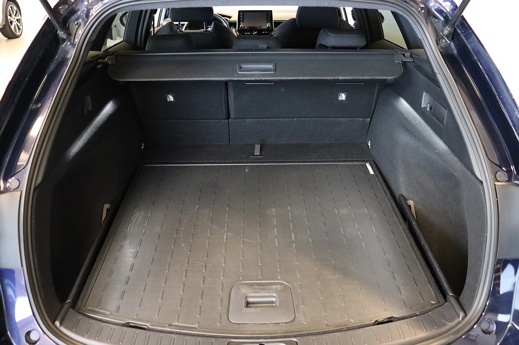 Suzuki Swace Hybrid e-CVT, 122hp, 2022