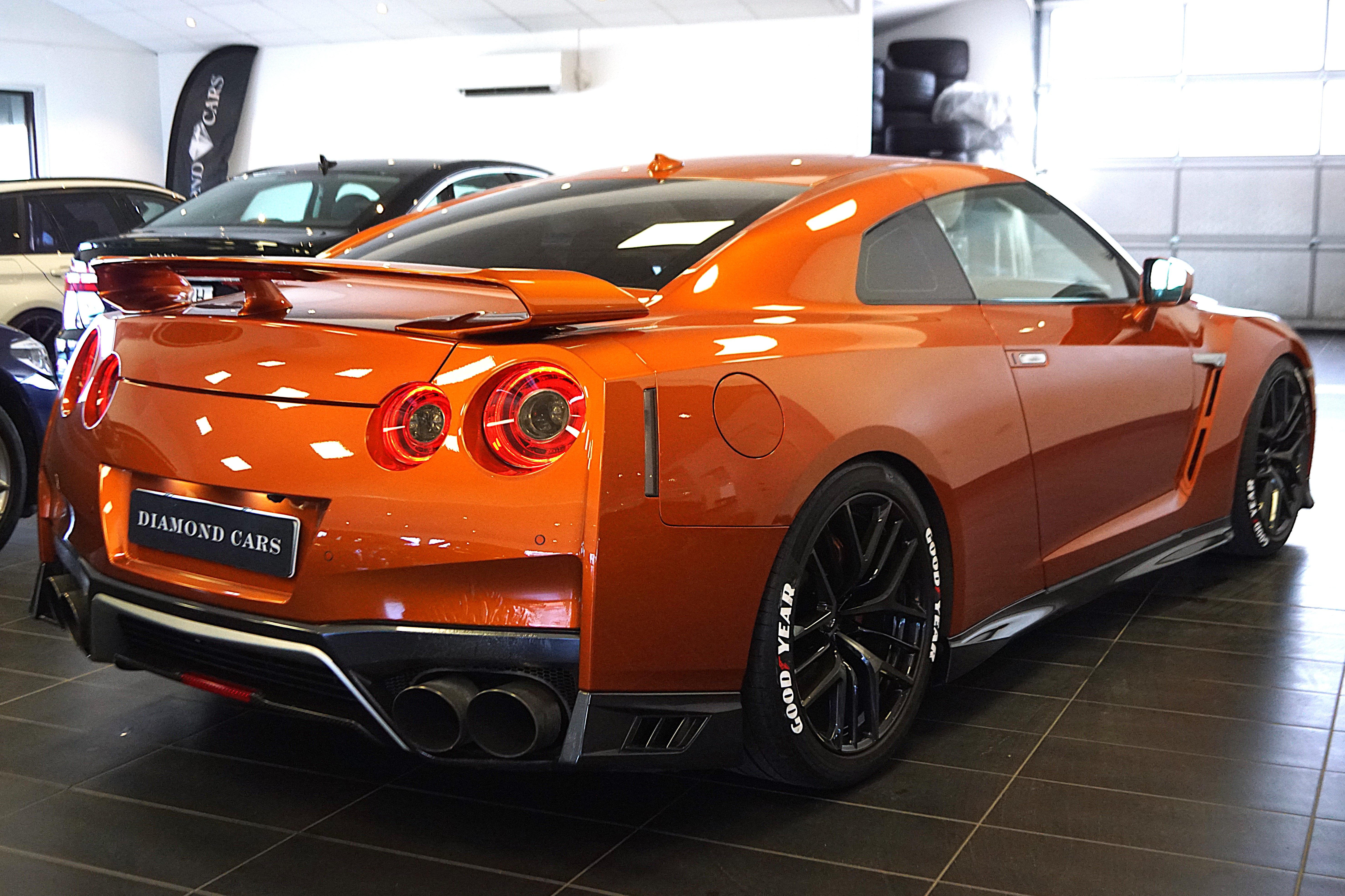 Nissan GT-R 3.8 V6 4x4 DCT, 570hp, 2018