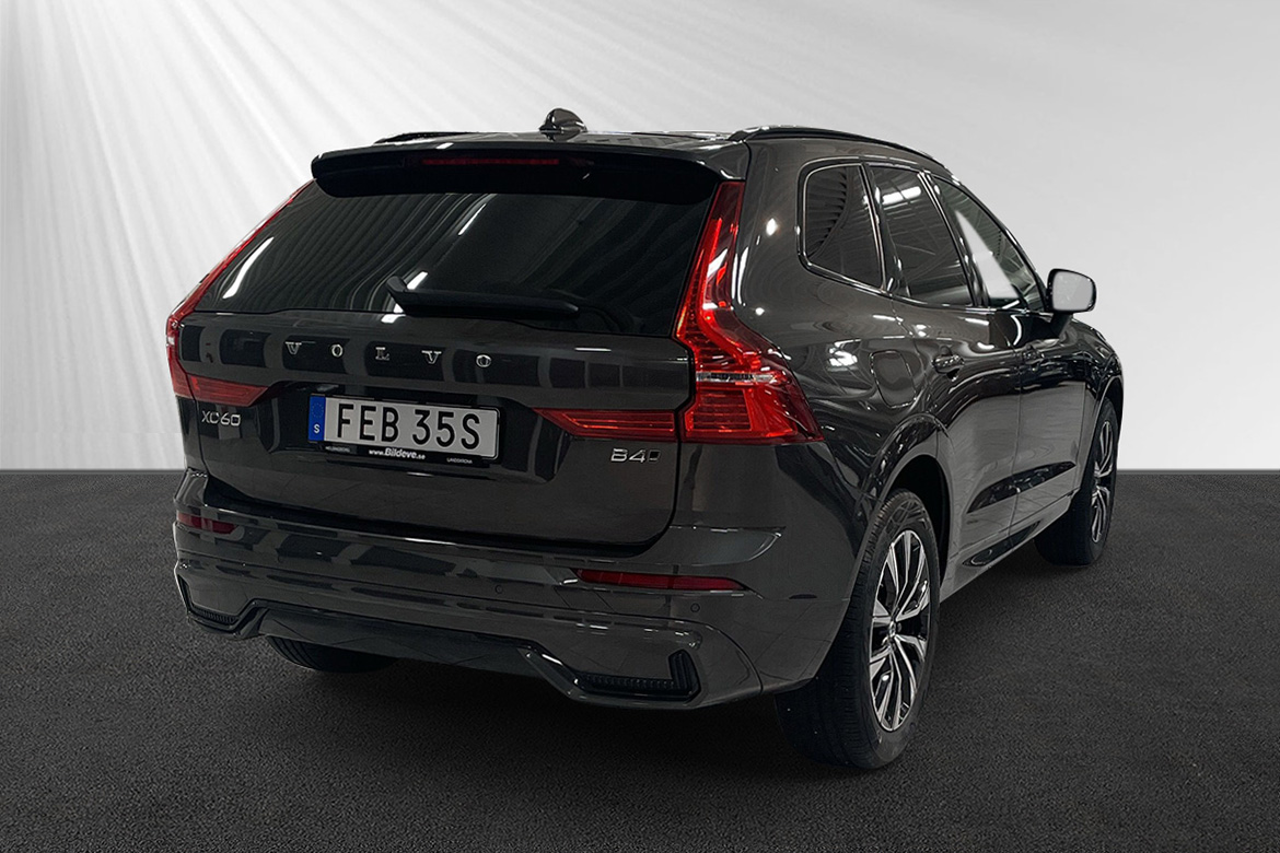 Volvo XC60 B4 AWD Geartronic, 197hp, 2023